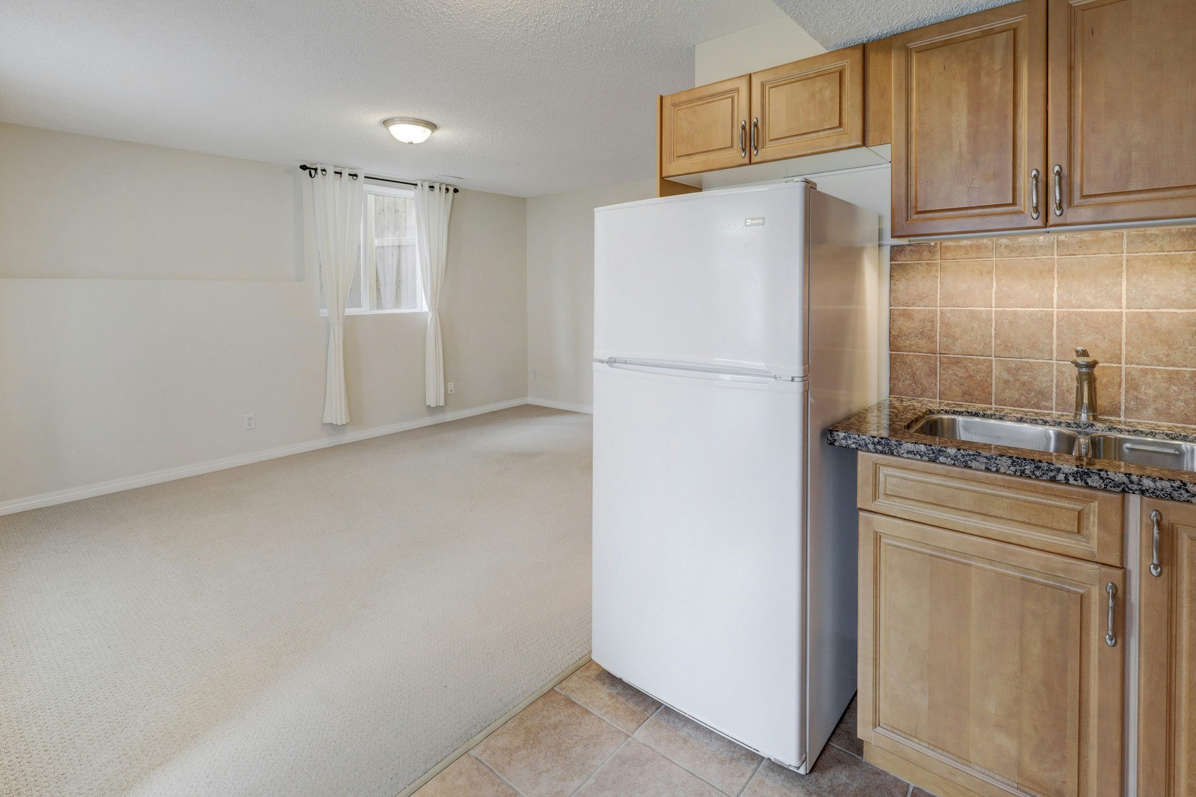 B-2208 33 Street Southwest, Calgary, AB, T3E 2T1 - 6