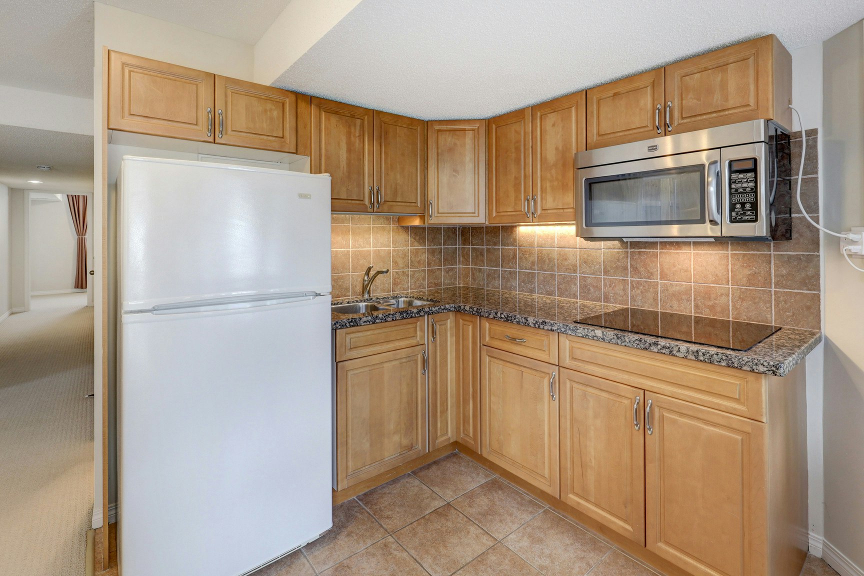 B-2208 33 Street Southwest, Calgary, AB, T3E 2T1 - 3