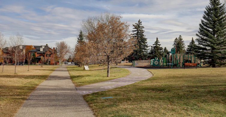 B-2208 33 Street Southwest, Calgary, AB, T3E 2T1 - 30