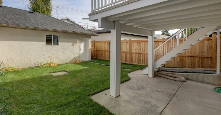 B-2208 33 Street Southwest, Calgary, AB, T3E 2T1 - 25