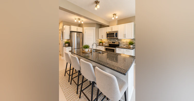 1-9462 230 Street Northwest, Edmonton, AB, T5T 7B5 - 9