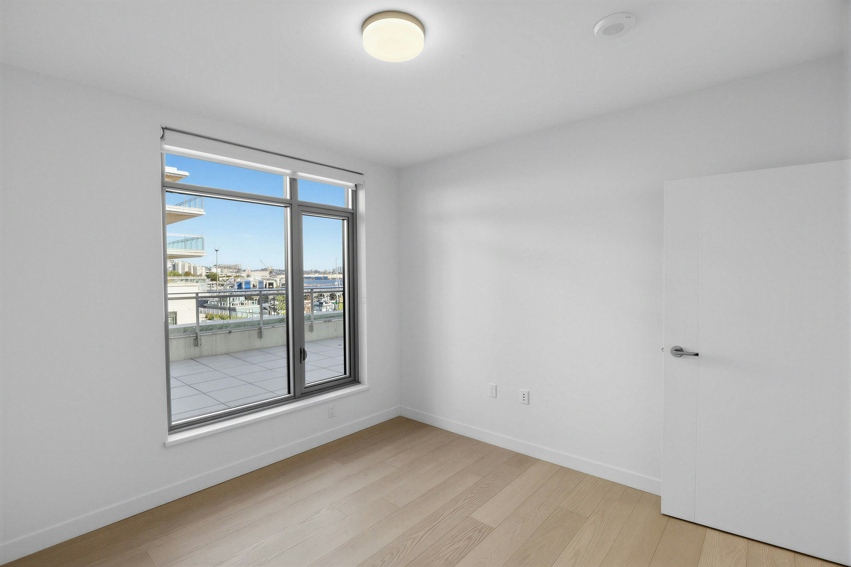 308-785 Harbour Way, North Vancouver, BC, V7P 0G3 - 6