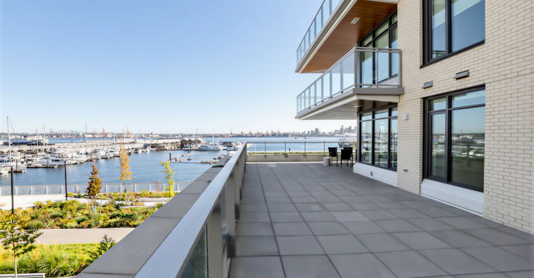 308-785 Harbour Way, North Vancouver, BC, V7P 0G3 - 11