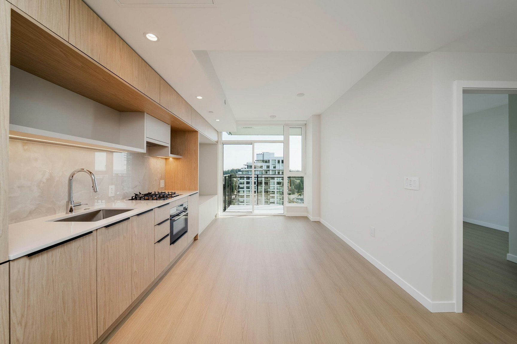 2410-612 Elmwood Street, Coquitlam, BC, V3J 0W1 - 9