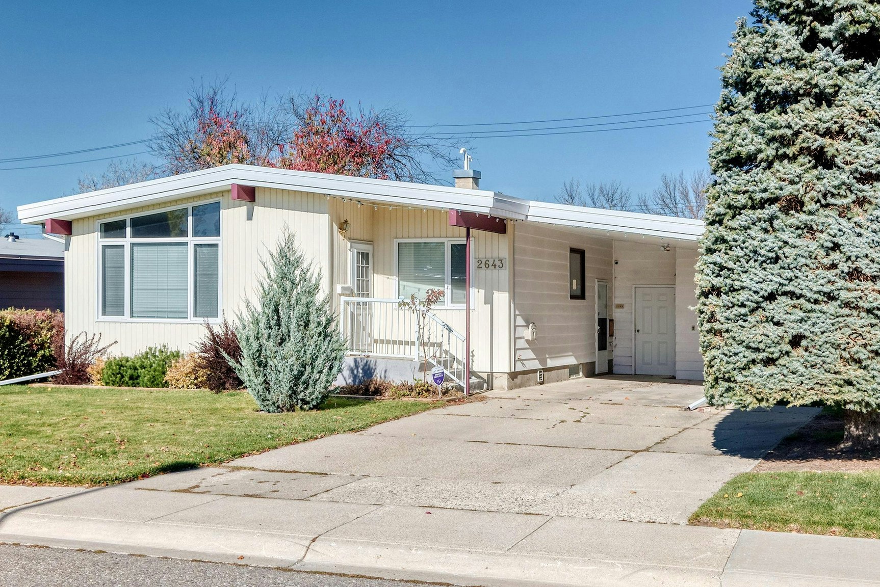 2643 21 Avenue S, Lethbridge, AB, T1K 1H9