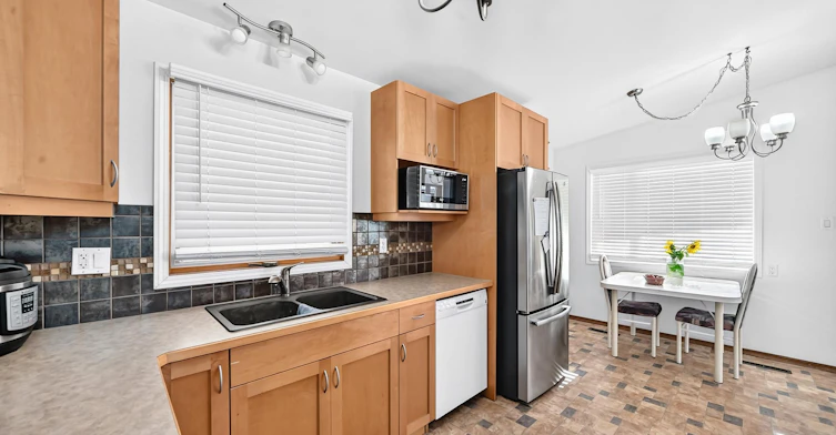 2643 21 Avenue S, Lethbridge, AB, T1K 1H9 - 7