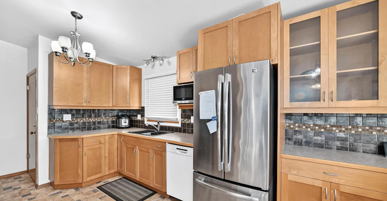 2643 21 Avenue S, Lethbridge, AB, T1K 1H9 - 4