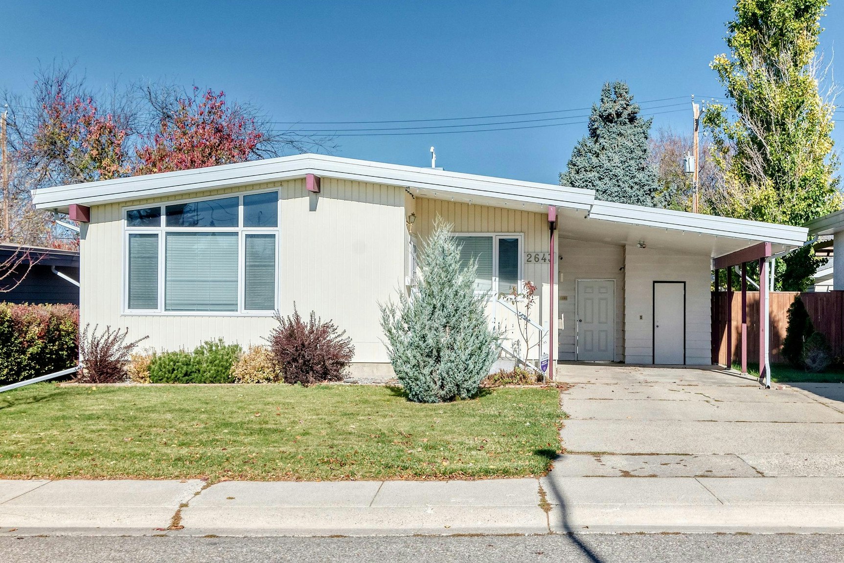 2643 21 Avenue S, Lethbridge, AB, T1K 1H9 - 2