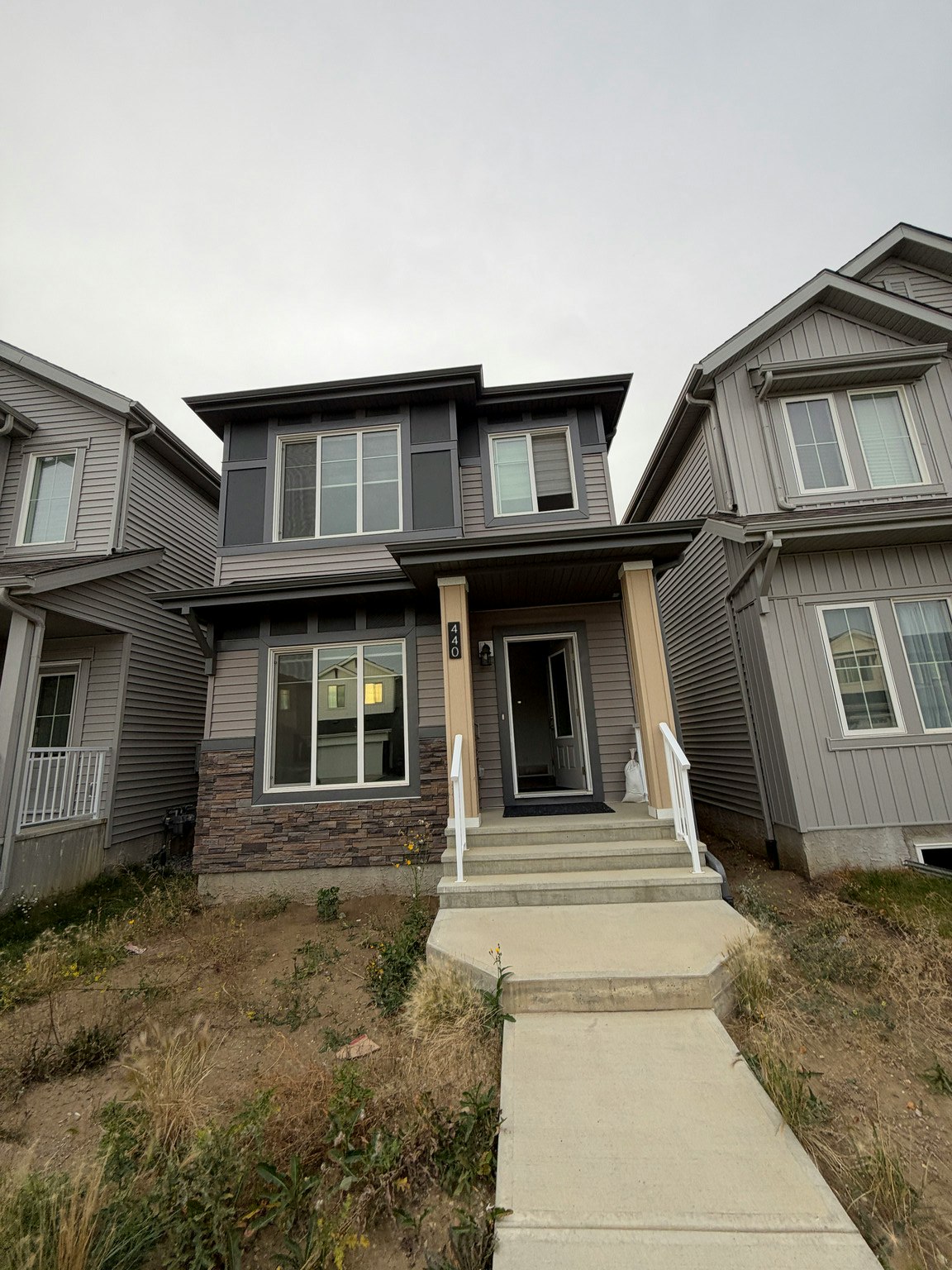440 29th Street Southwest, Edmonton, AB, T6X 1A7 - 2
