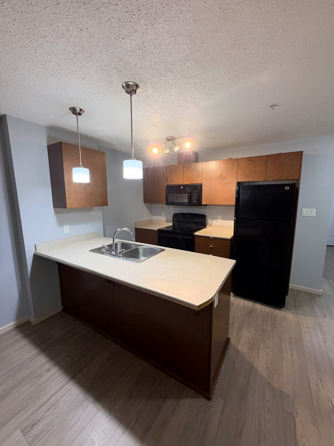 340 Windermere Road Northwest, Edmonton, AB, T6W 2P2 - 5