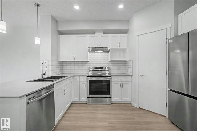 11929 35 Avenue Southwest, Edmonton, AB, T6W 4N3 - 5
