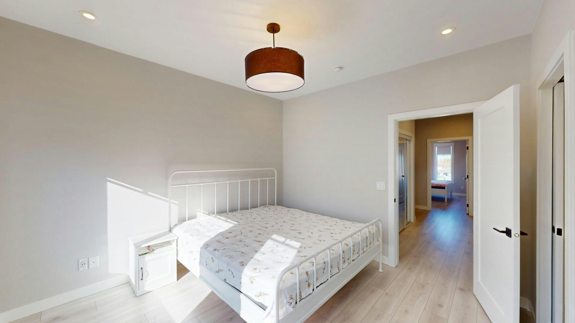 8159 8 Avenue Southwest, Calgary, AB, T3H 6H9 - 20