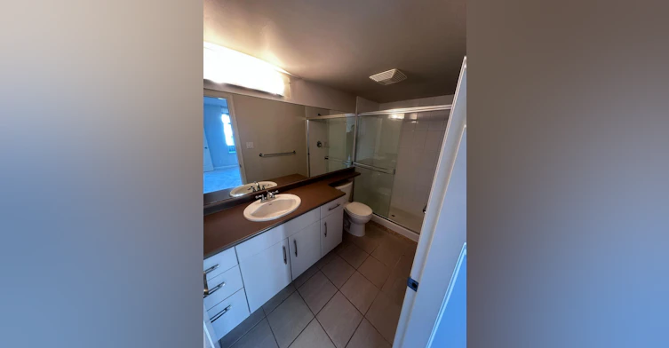 9298 University Crescent, Burnaby, BC, V5A 4X8 - 11