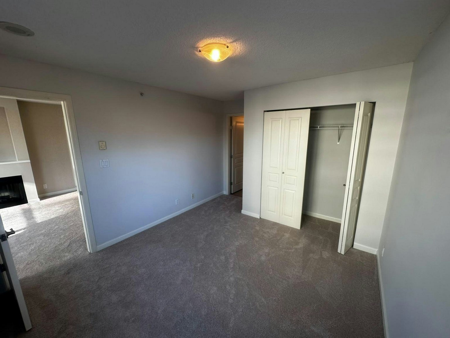 9298 University Crescent, Burnaby, BC, V5A 4X8 - 6