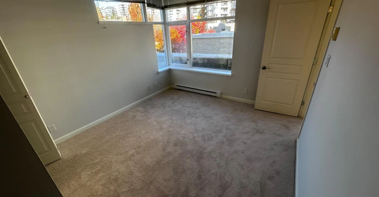 9298 University Crescent, Burnaby, BC, V5A 4X8 - 7