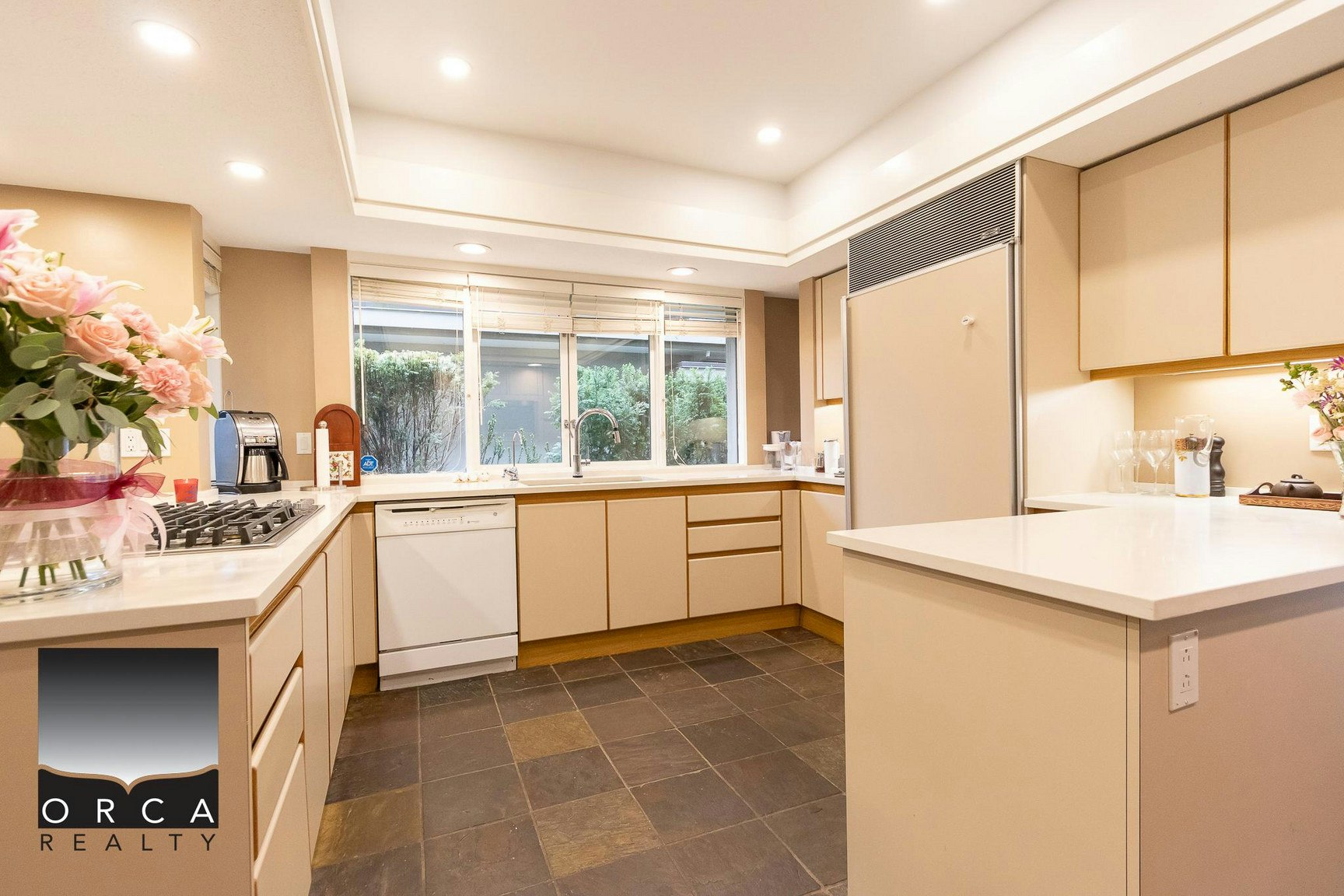 2424 Bellevue Avenue, West Vancouver, BC, V7V 1E2 - 10
