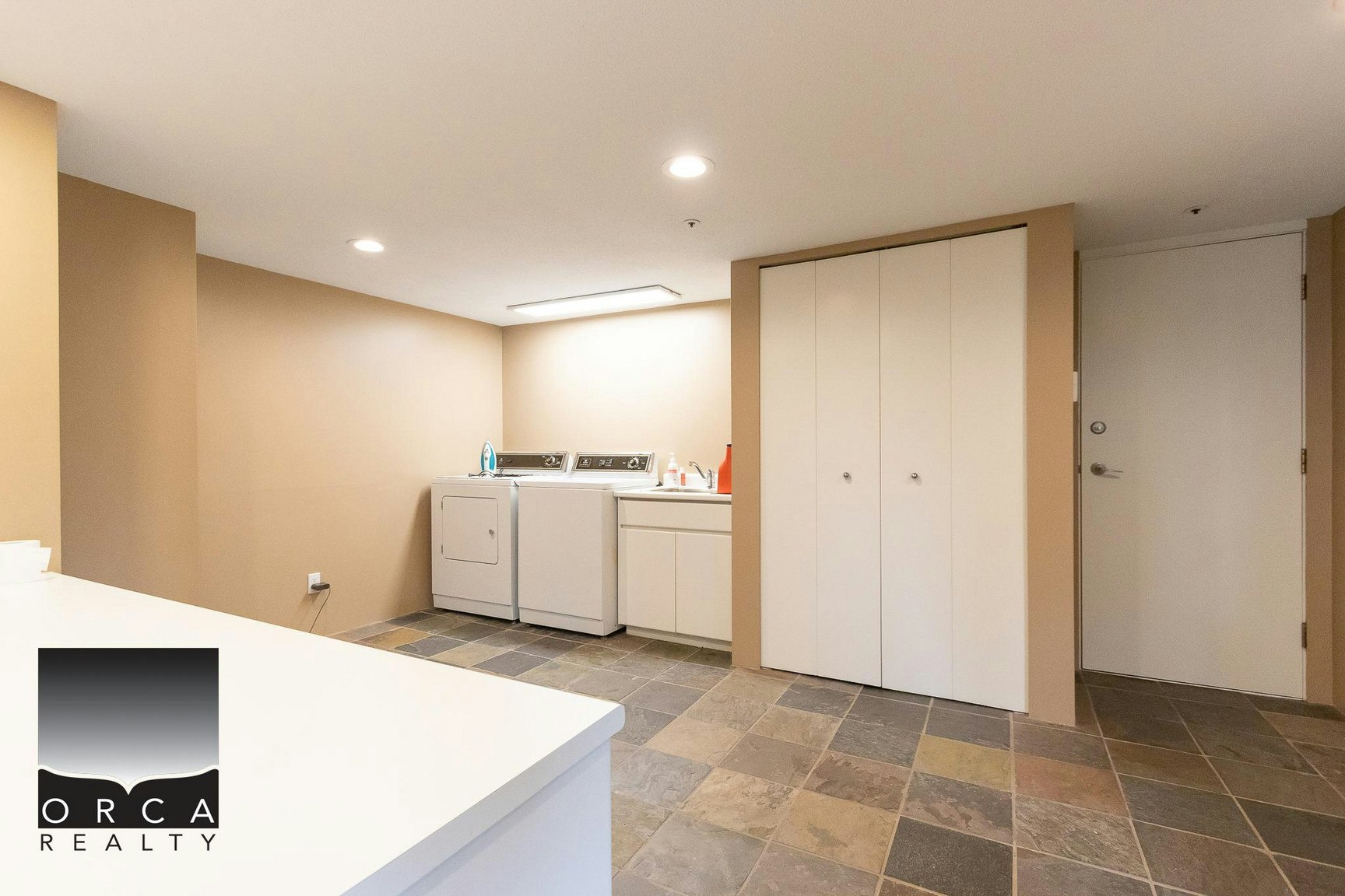 2424 Bellevue Avenue, West Vancouver, BC, V7V 1E2 - 24