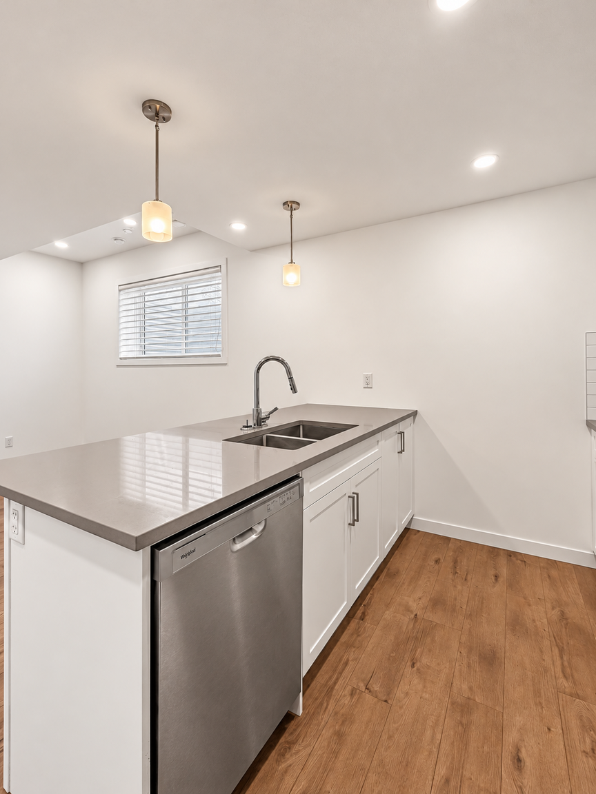1502 22 Avenue Northwest, Calgary, AB, T2M 1R1 - 8