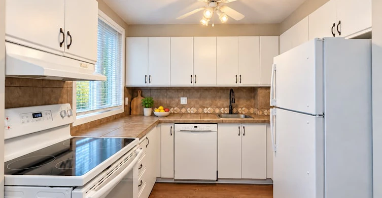 B-6754 Jeanne Darc Boulevard N, Ottawa, ON, K1C 6E9 - 6