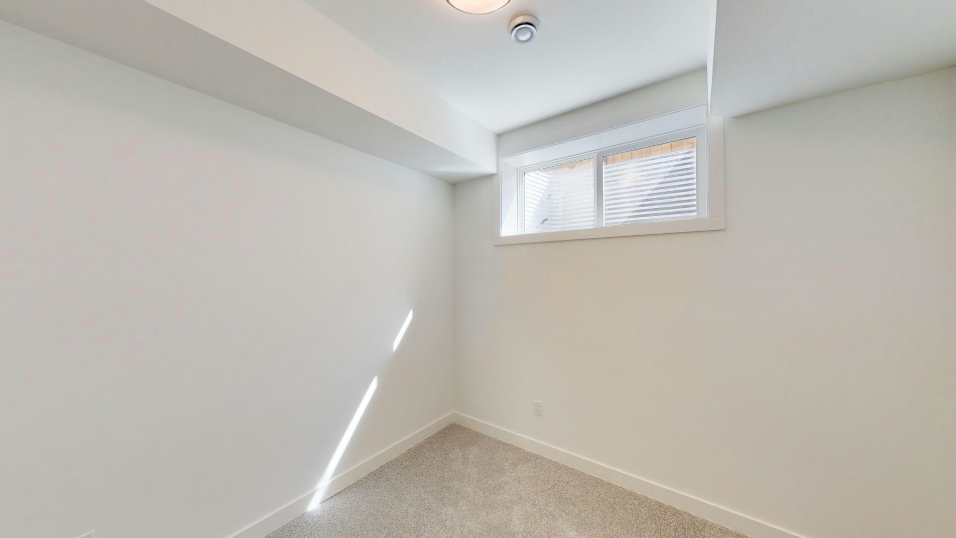 13  Street NW, Calgary, AB, T2M 1T8 - 7