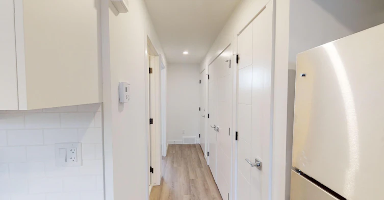 13 Street NW, Calgary, AB, T2M 1T8 - 5