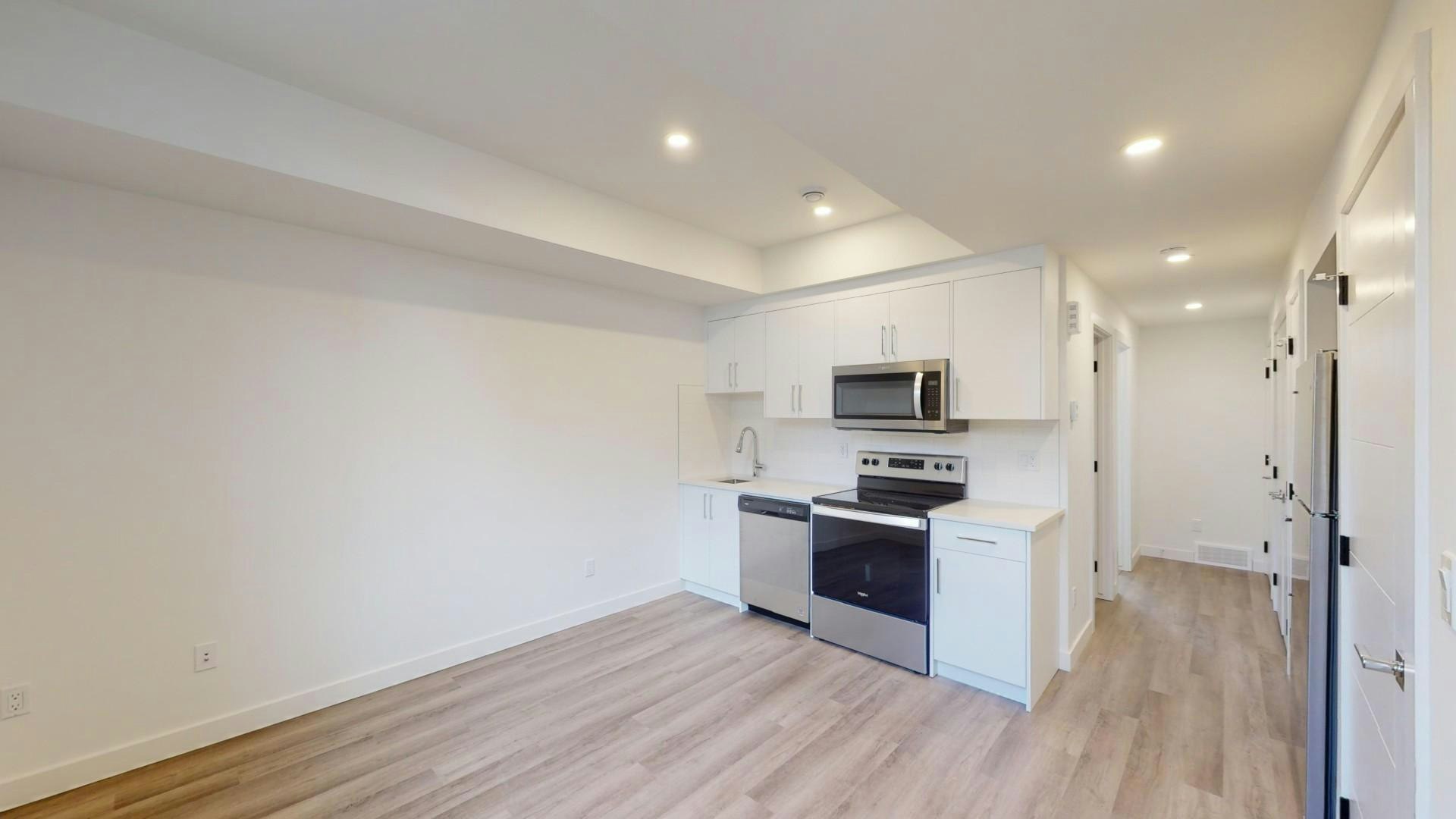 13  Street NW, Calgary, AB, T2M 1T8 - 4