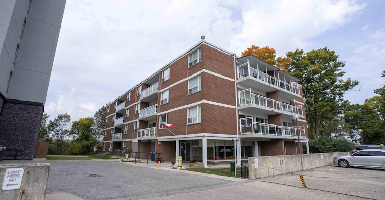 18 Spruce Street, Cambridge, ON, N1R 4K1 - 2