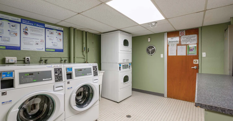 240 Southwood Drive, Cambridge, ON, N1S 3S6 - 9