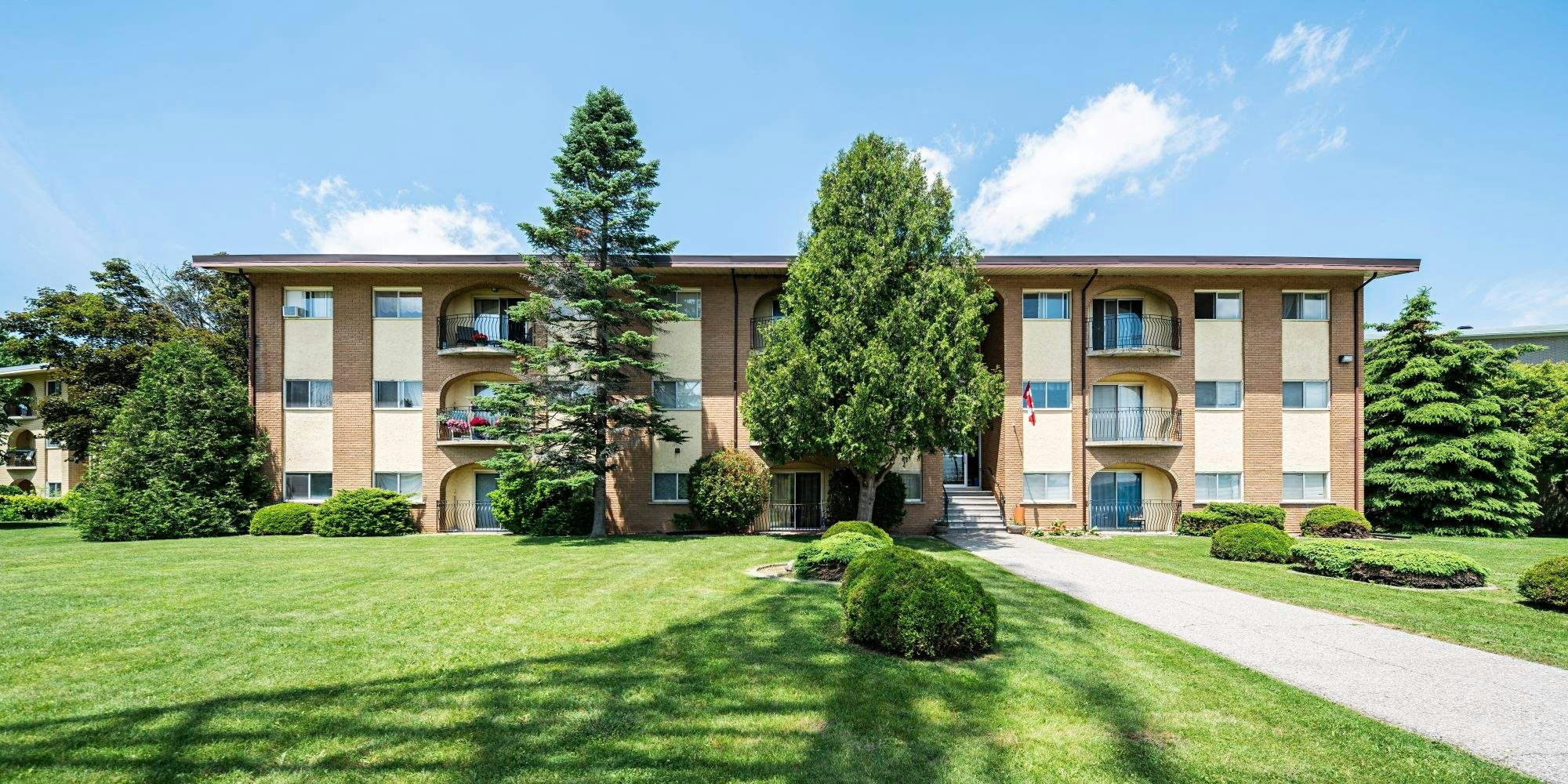 485 Parkside Drive, Waterloo, ON, N2L 4X6 - 10