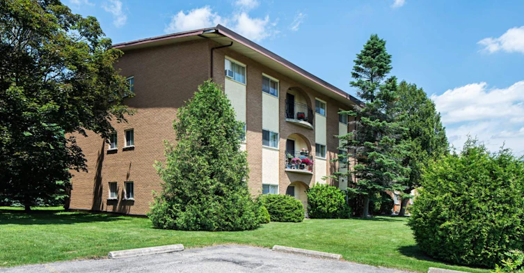 485 Parkside Drive, Waterloo, ON, N2L 4X6 - 3