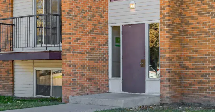 201-604 8 Street W, Brooks, AB, T1R 0V3 - 19