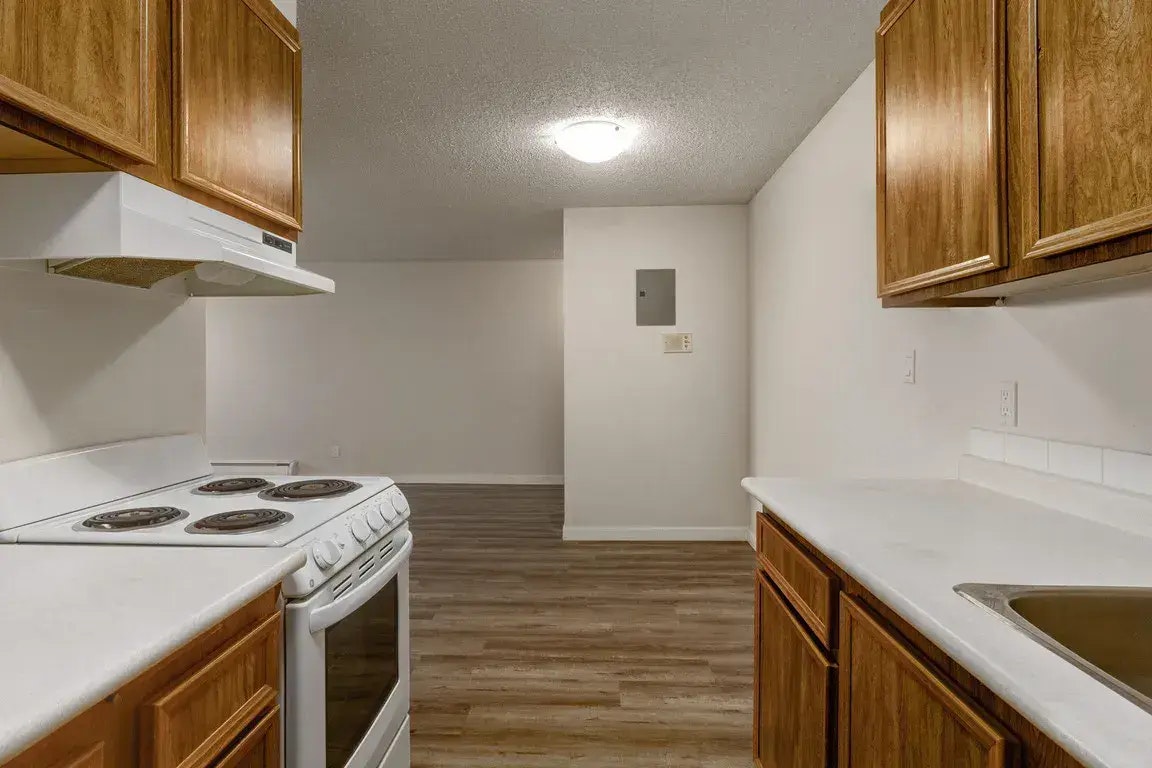 B106-305 Fietz Street, Yorkton, SK, S3N 3P6 - 16