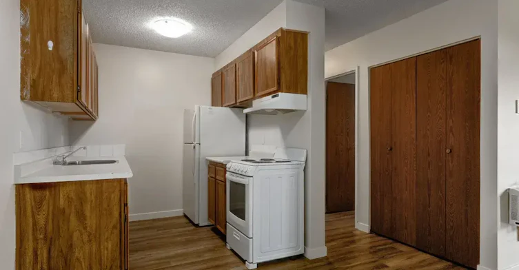 B106-305 Fietz Street, Yorkton, SK, S3N 3P6 - 14