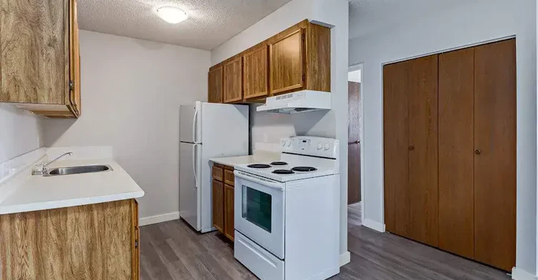 B106-305 Fietz Street, Yorkton, SK, S3N 3P6 - 5