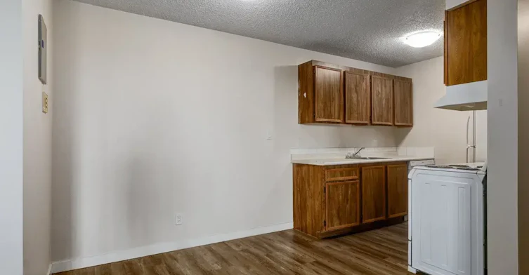 B106-305 Fietz Street, Yorkton, SK, S3N 3P6 - 12