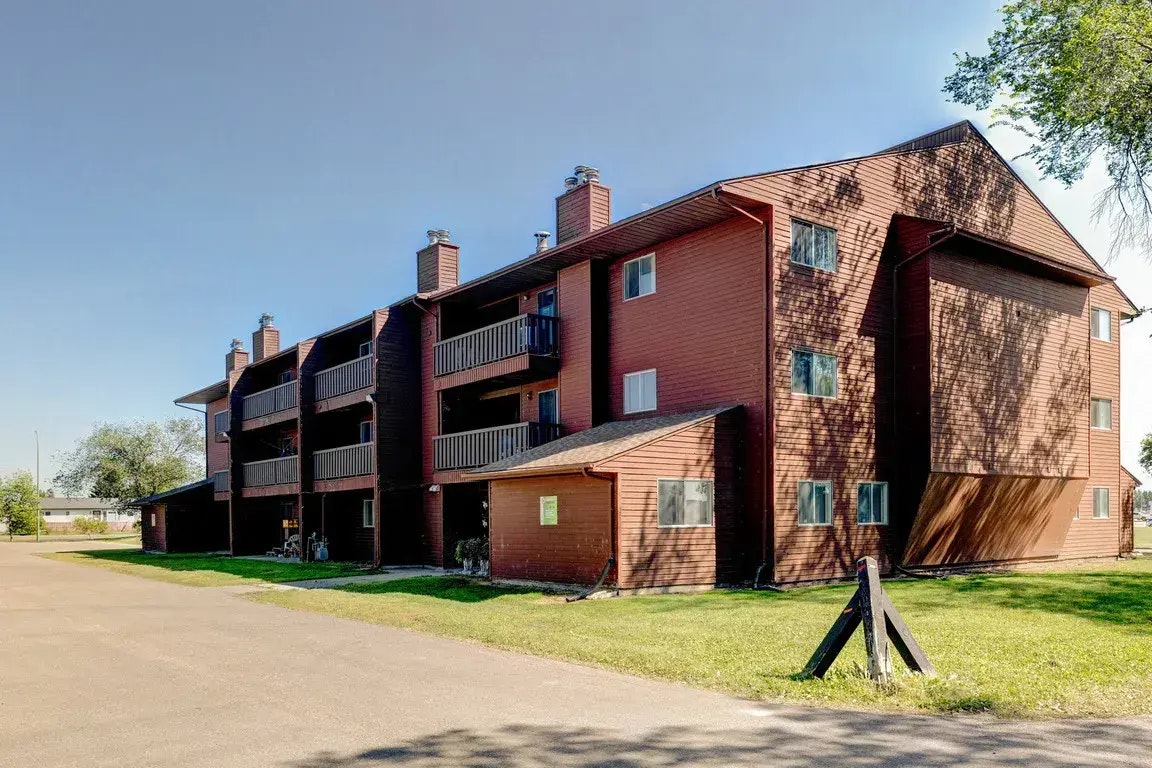B106-305 Fietz Street, Yorkton, SK, S3N 3P6 - 32