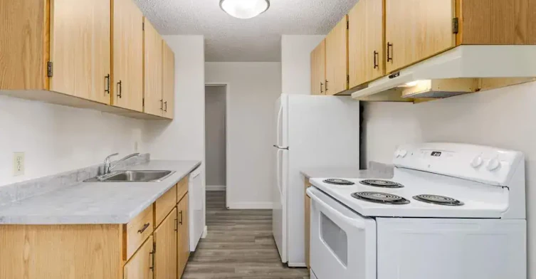 B307-5 Russell Drive, Yorkton, SK, S3N 3V5 - 2