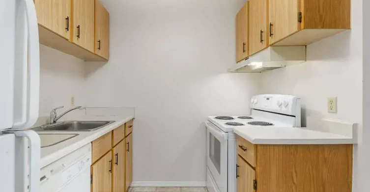 B307-5 Russell Drive, Yorkton, SK, S3N 3V5 - 8