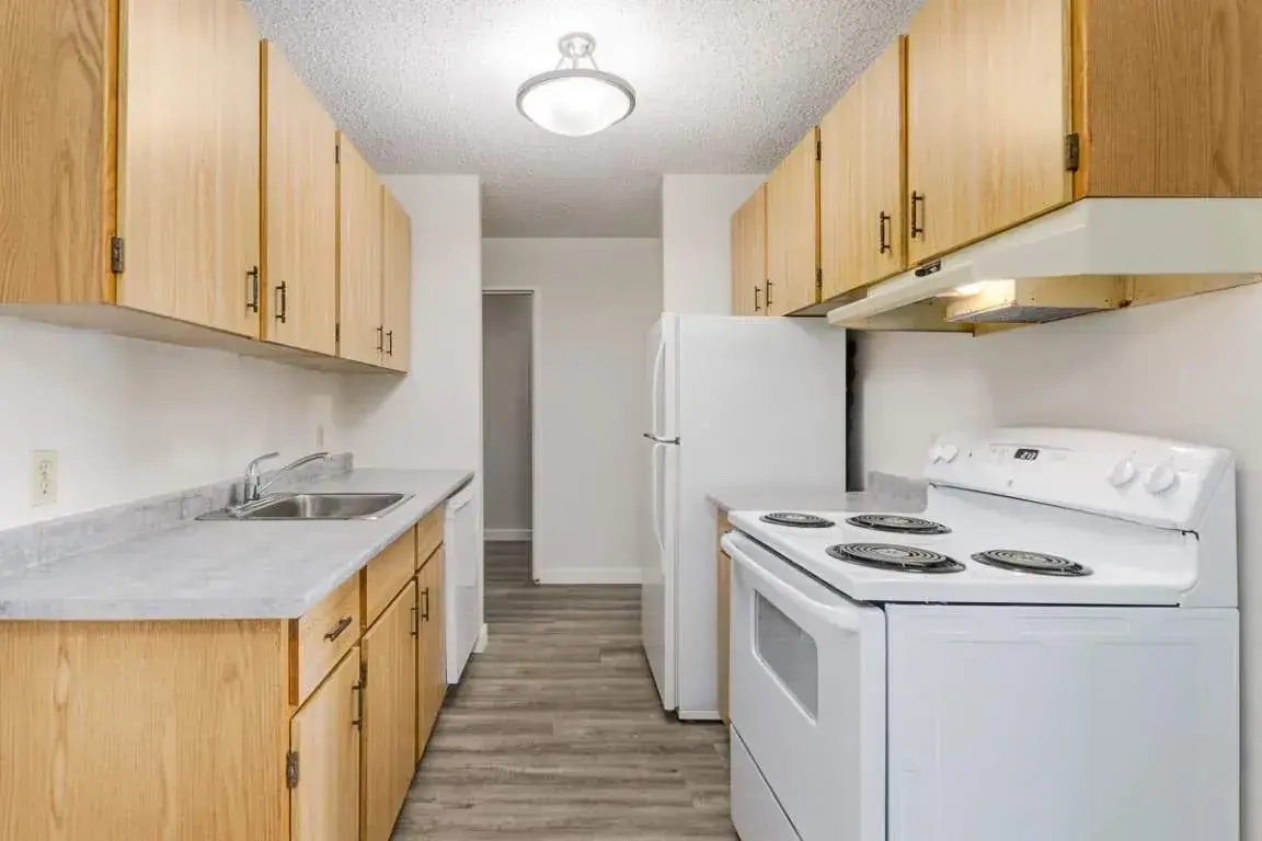C104-5 Russell Drive, Yorkton, SK, S3N 3V5 - 2