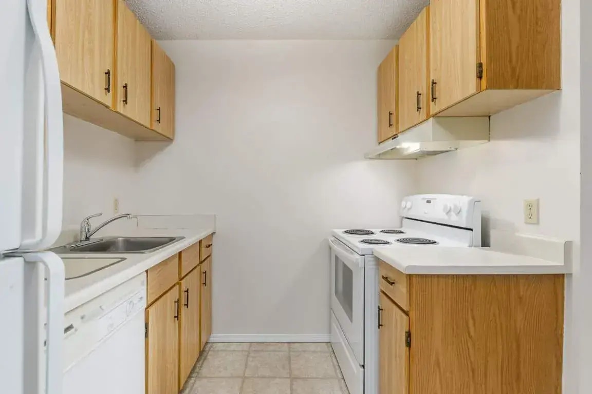 C302-5 Russell Drive, Yorkton, SK, S3N 3V5 - 8