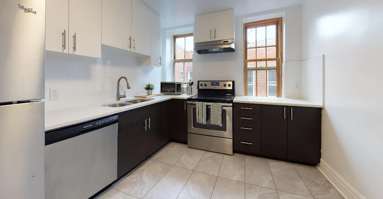 28-4560 Sainte Catherine Street W, Westmount, QC, H3Z 1S2