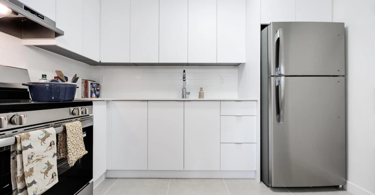 101 Roehampton Avenue, Toronto, ON, M4P 2W2 - 6
