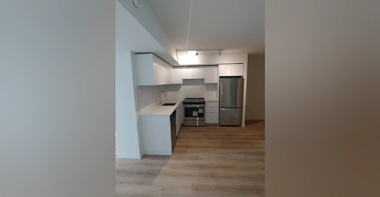 101 Roehampton Avenue, Toronto, ON, M4P 2W2 - 2