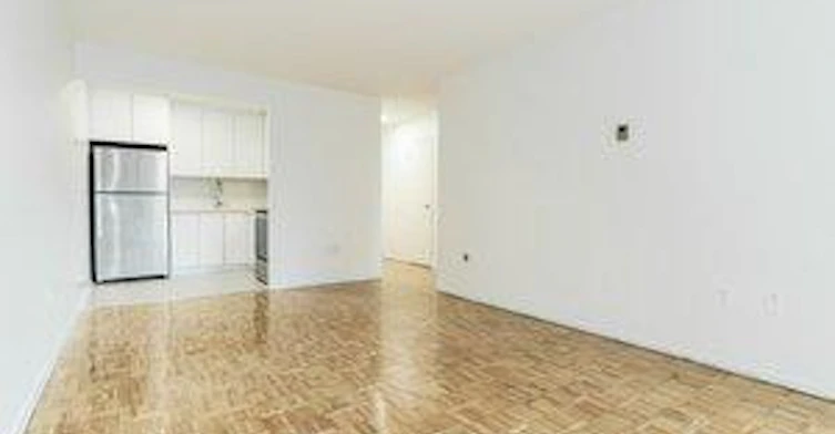 101 Roehampton Avenue, Toronto, ON, M4P 2W2 - 41
