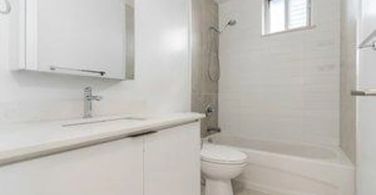 101 Roehampton Avenue, Toronto, ON, M4P 2W2 - 9