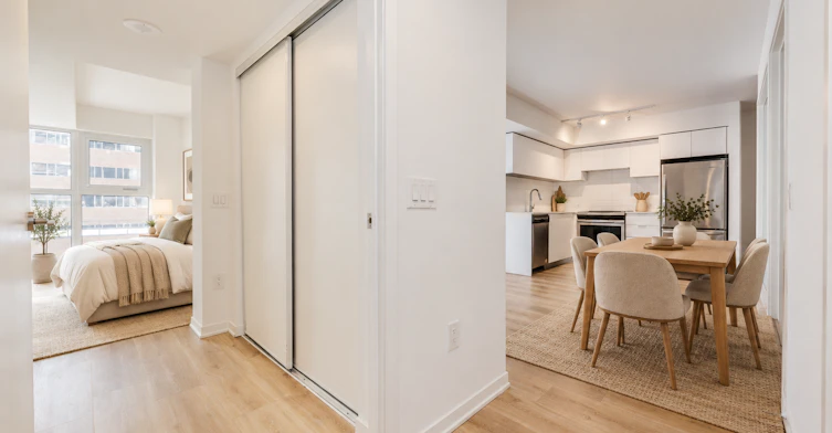 101 Roehampton Avenue, Toronto, ON, M4P 2W2 - 3