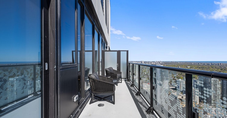 101 Roehampton Avenue, Toronto, ON, M4P 2W2 - 8
