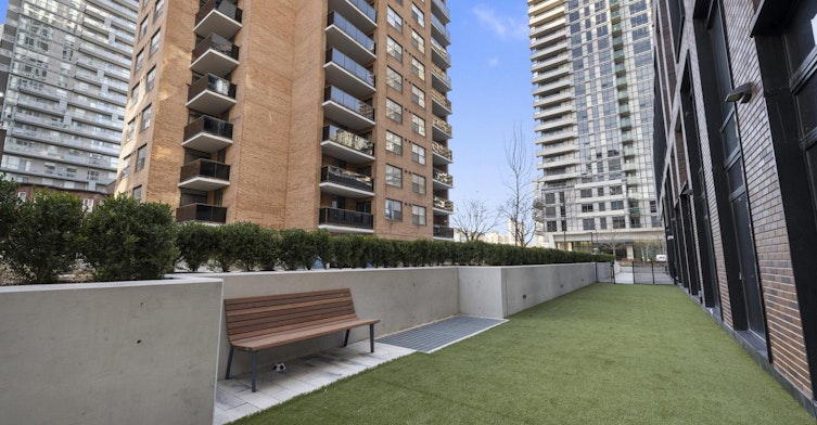 101 Roehampton Avenue, Toronto, ON, M4P 2W2 - 18