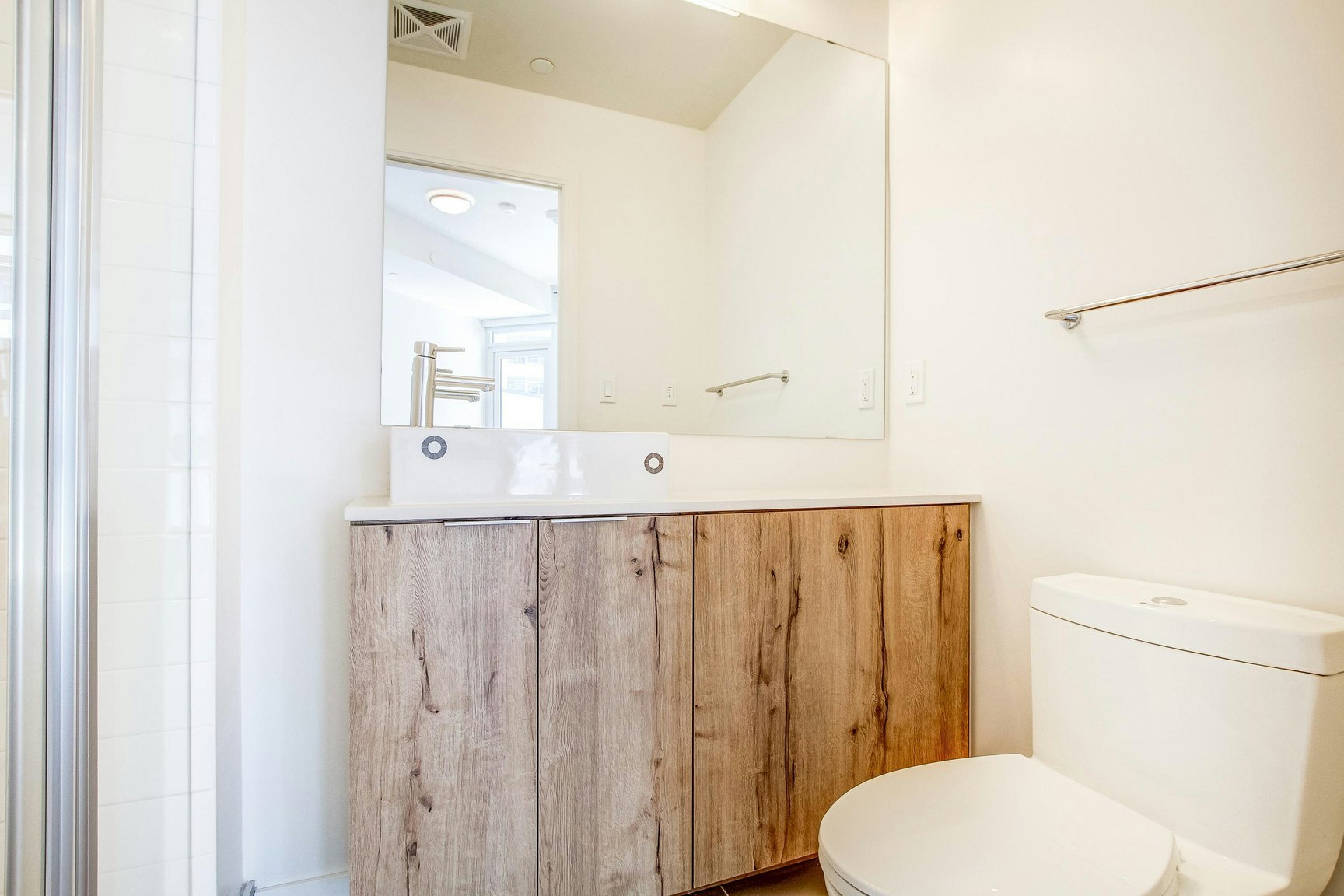 39 Niagara Street, Toronto, ON, M5V 1C2 - 4