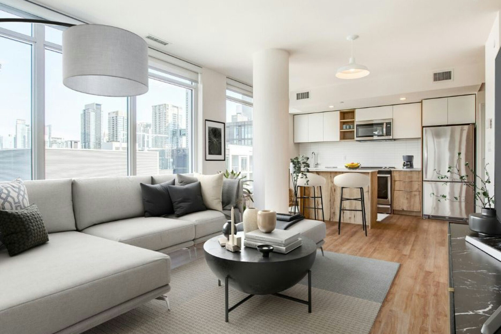 96-39 Niagara Street, Toronto, ON, M5V 1C2